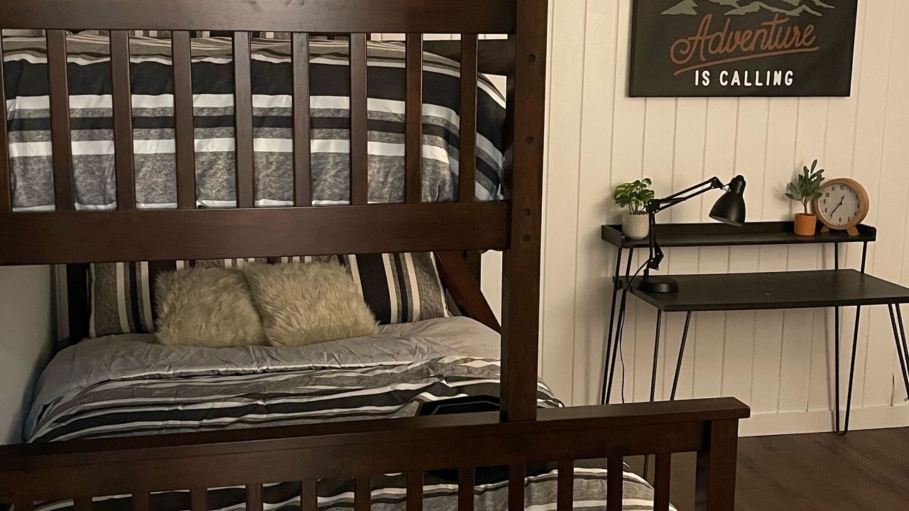 Photo of Bedroom in Pine Mountain Club