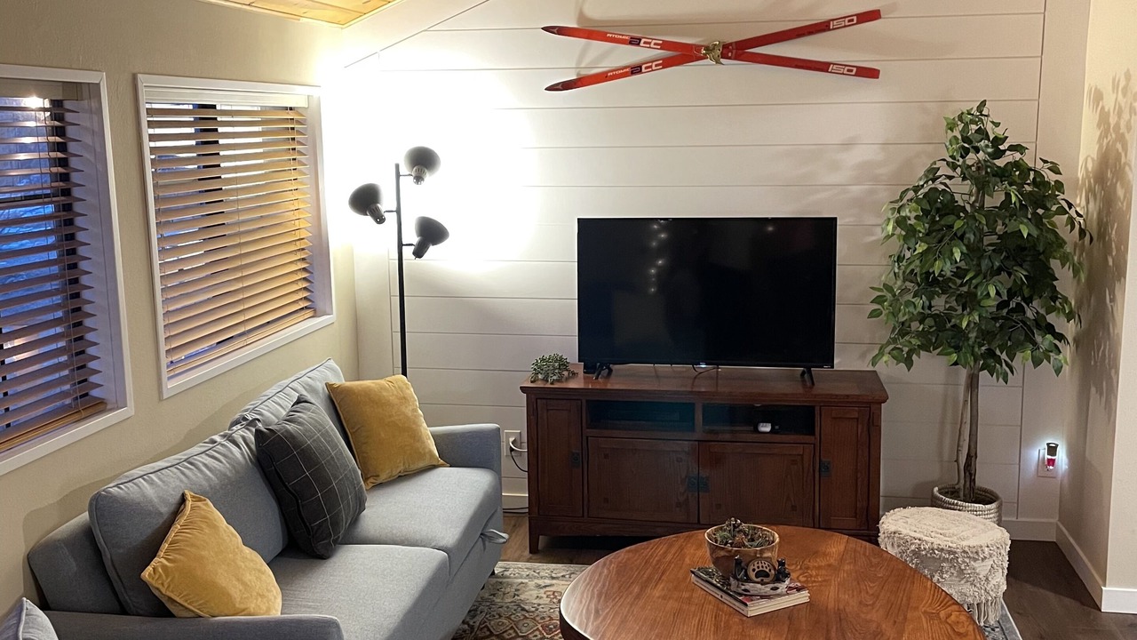 Photo of Livingroom in Pine Mountain Club
