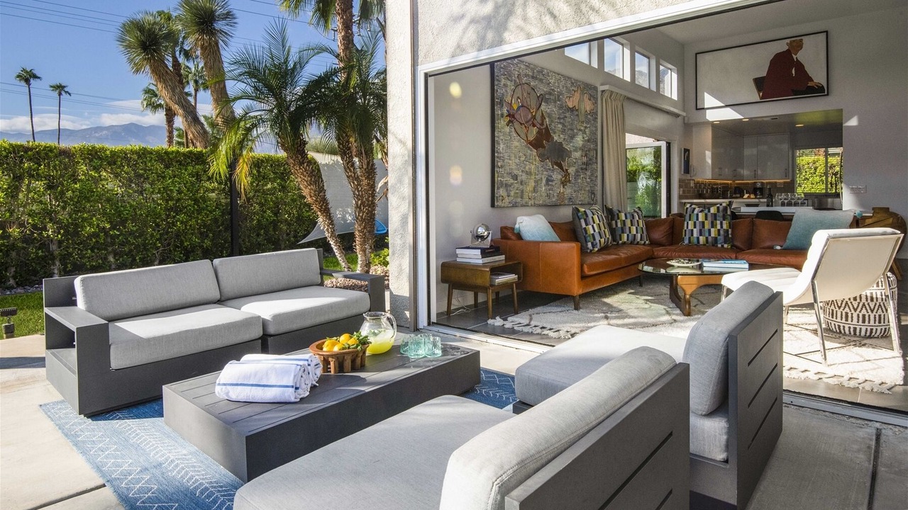Photo of Outdoor in Warm Sands