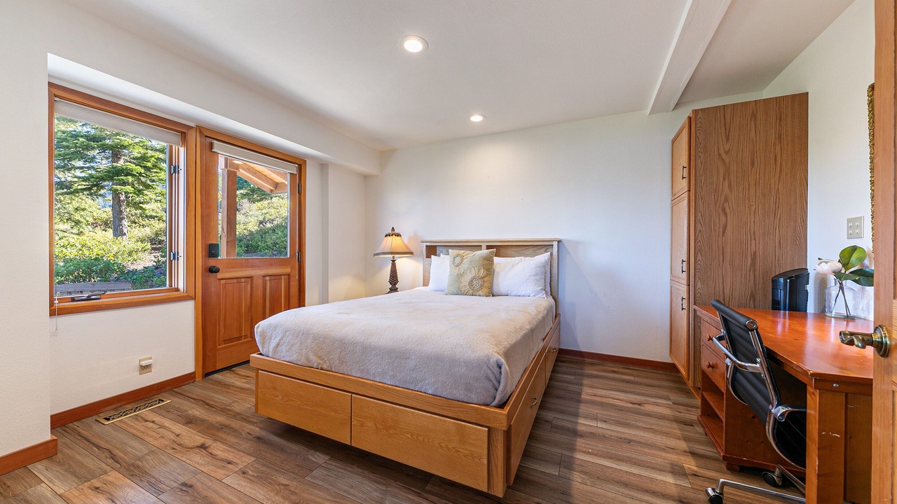 Photo of Bedroom in Tahoma