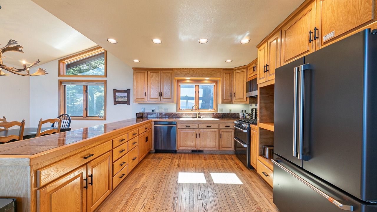 Photo of Kitchen in Tahoma