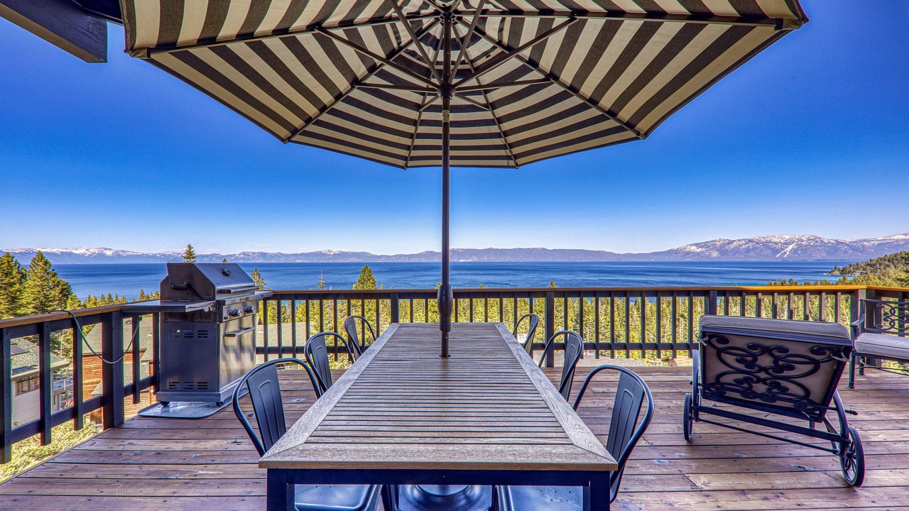 Photo of Outdoor in Tahoma