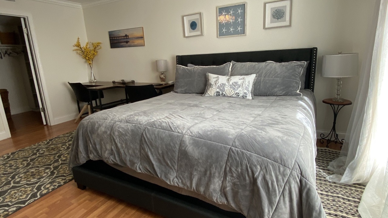Photo of Bedroom in Hermosa Beach