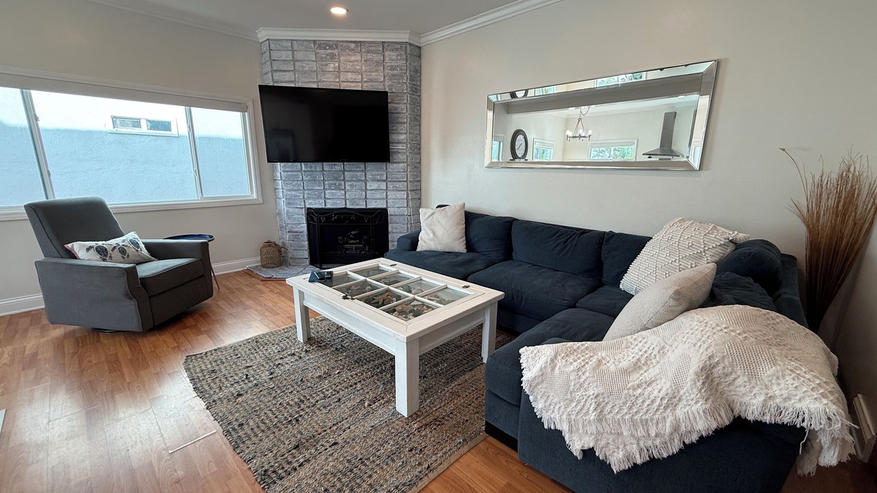 Photo of Livingroom in Hermosa Beach