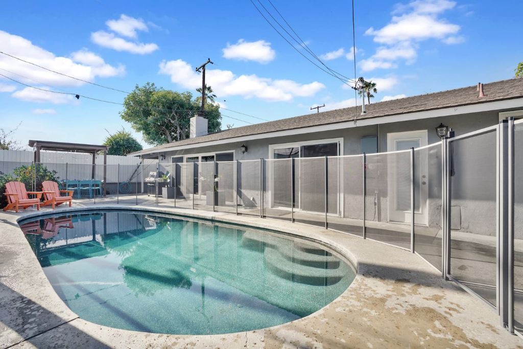 Photo of Outdoor in Orange