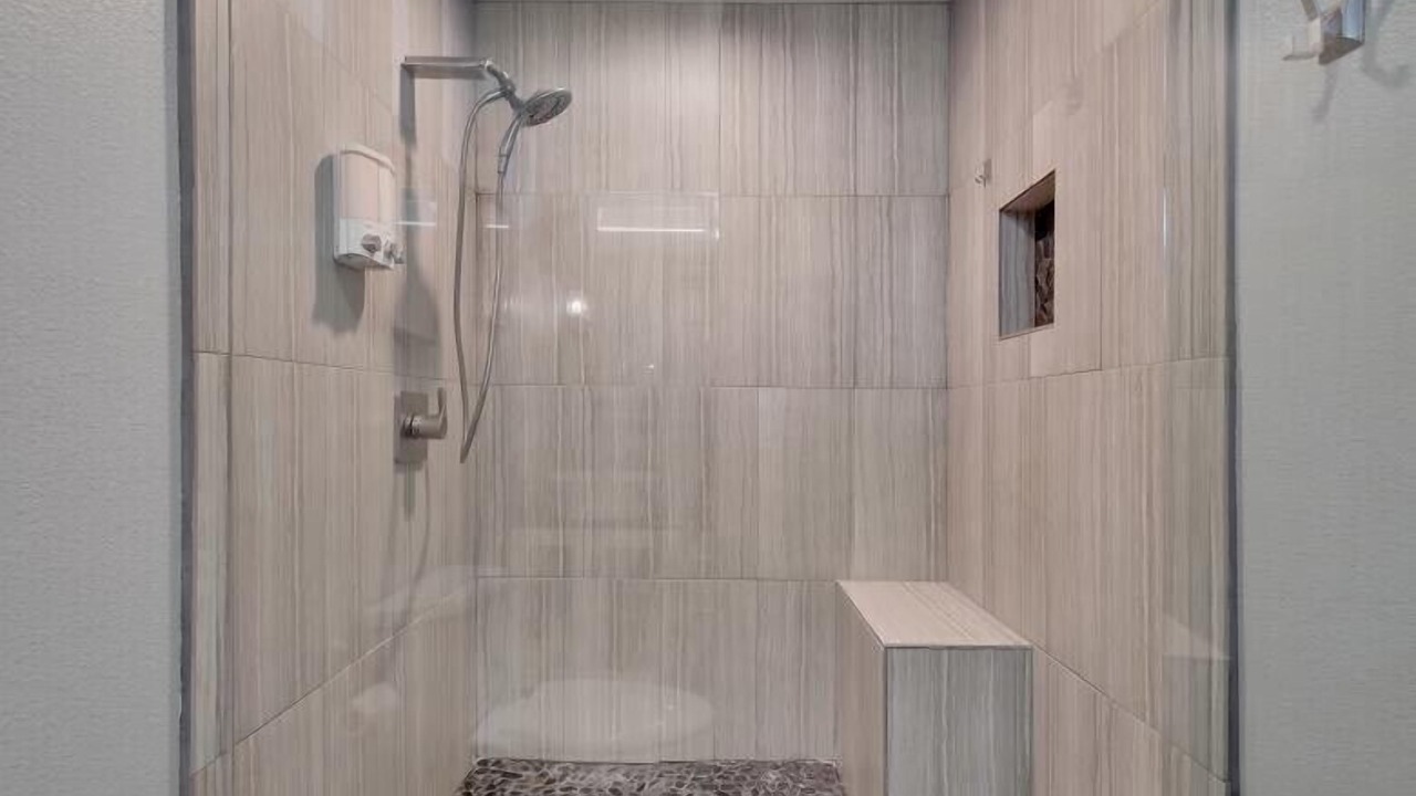 Photo of Bathroom in Orange