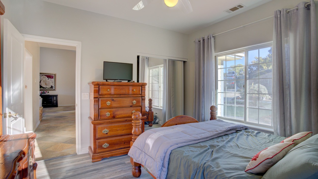 Photo of Bedroom in Valley Center