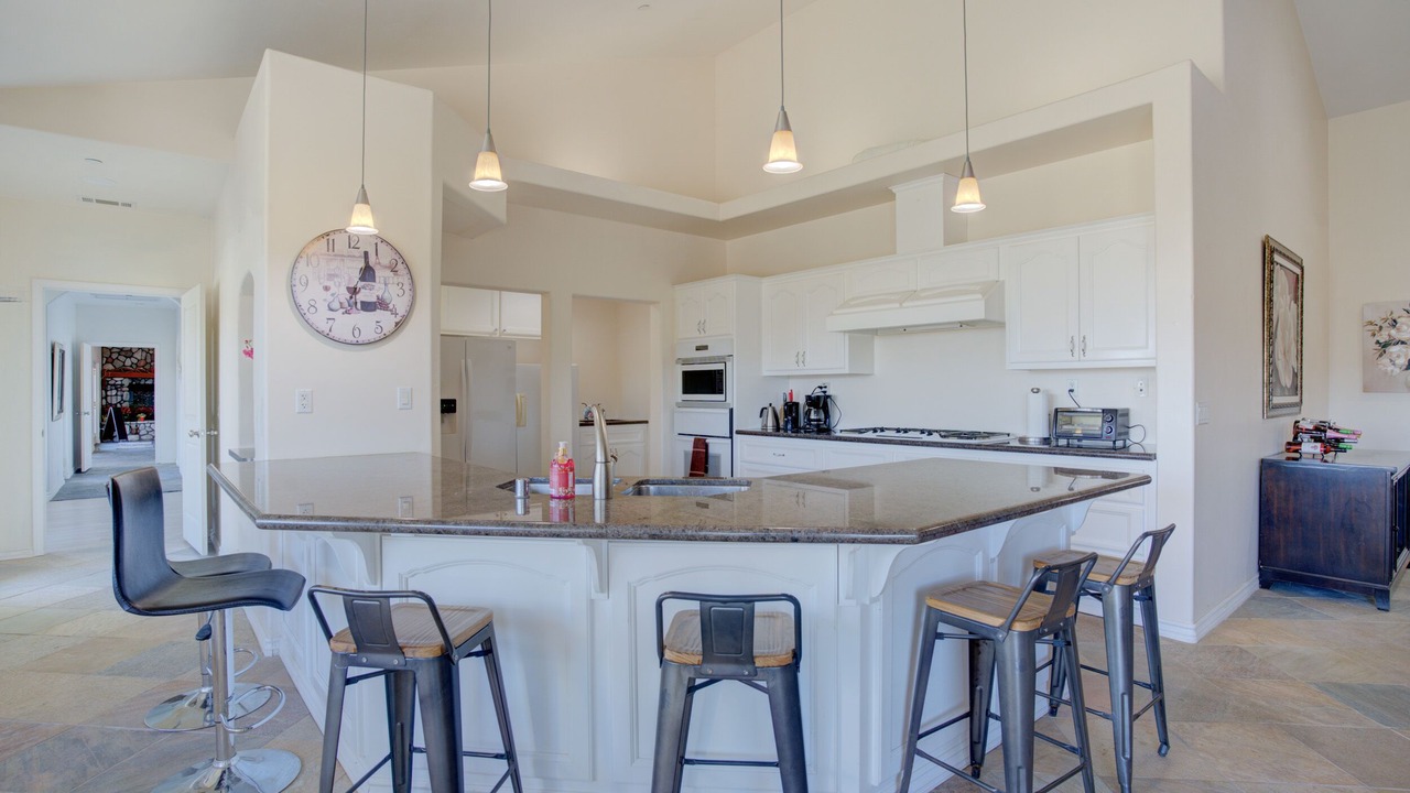 Photo of Kitchen in Valley Center