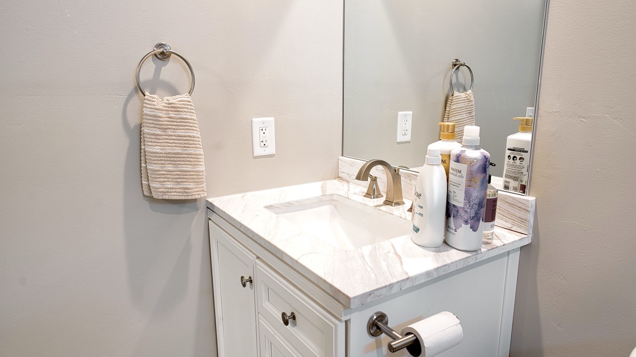 Photo of Bathroom in Cedar Glen