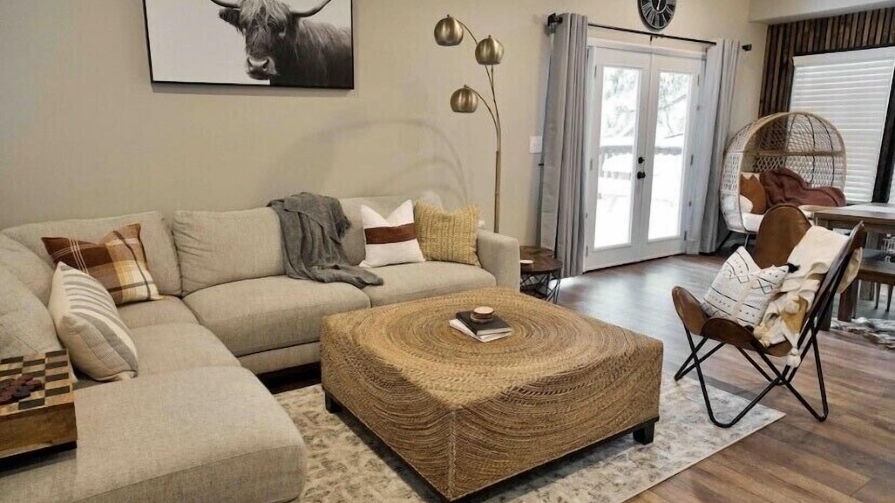 Photo of Livingroom in Cedar Glen