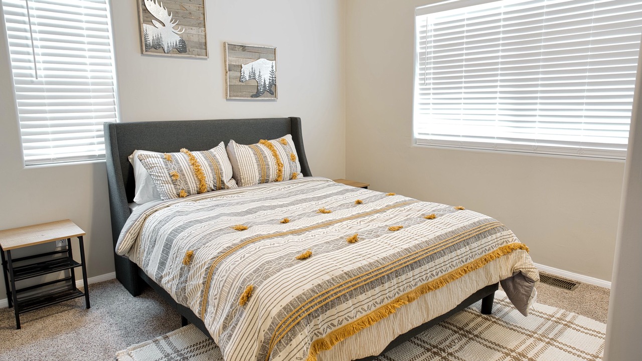 Photo of Bedroom in Cedar Glen