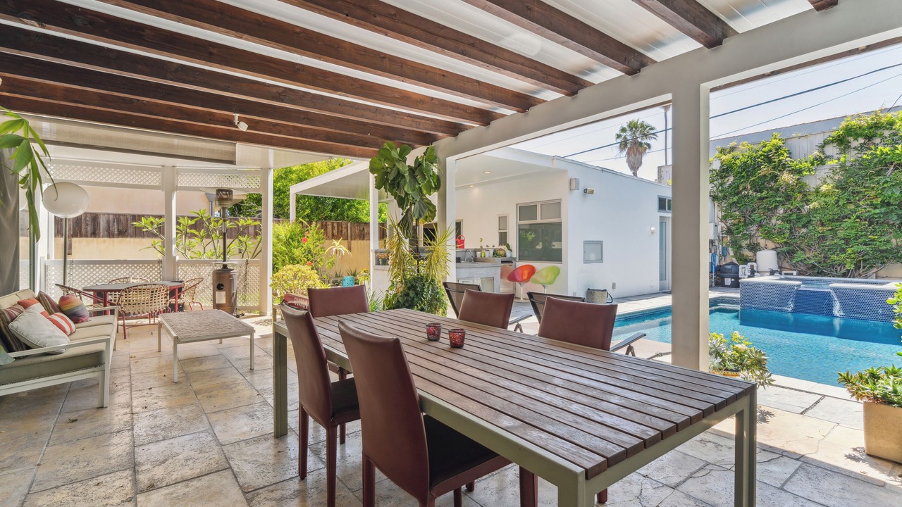 Photo of Outdoor in Melrose
