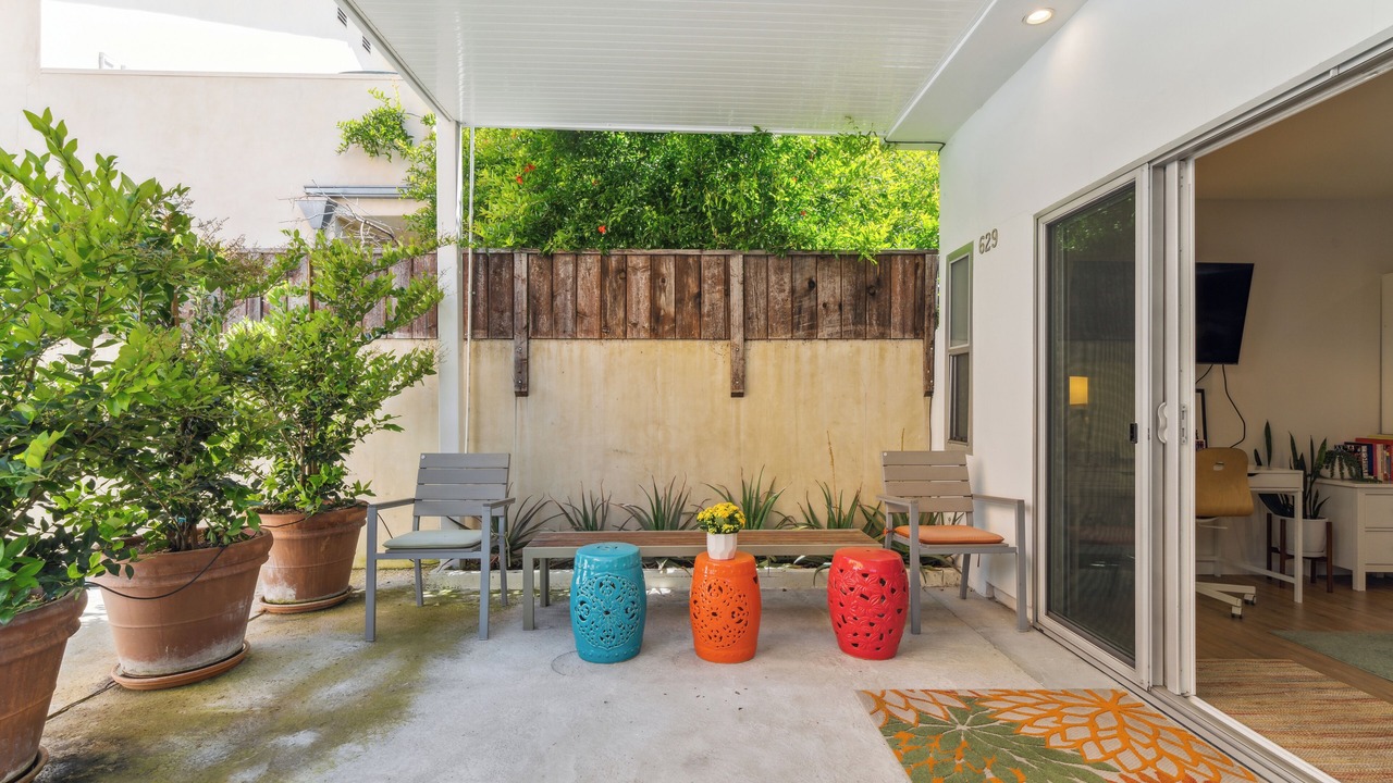 Photo of Patio Balcony in Melrose