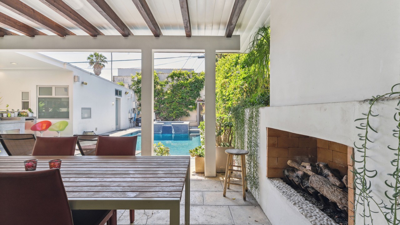 Photo of Outdoor in Melrose