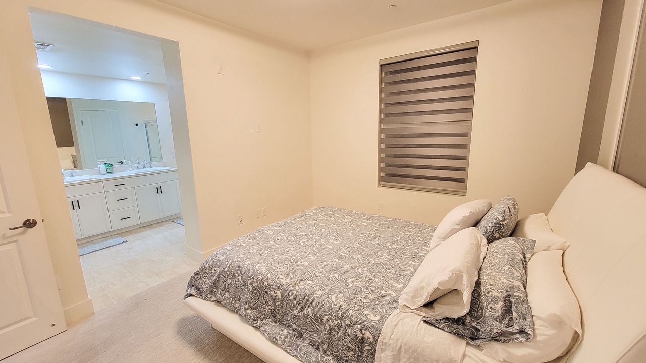 Photo of Bedroom in Irvine Business Complex