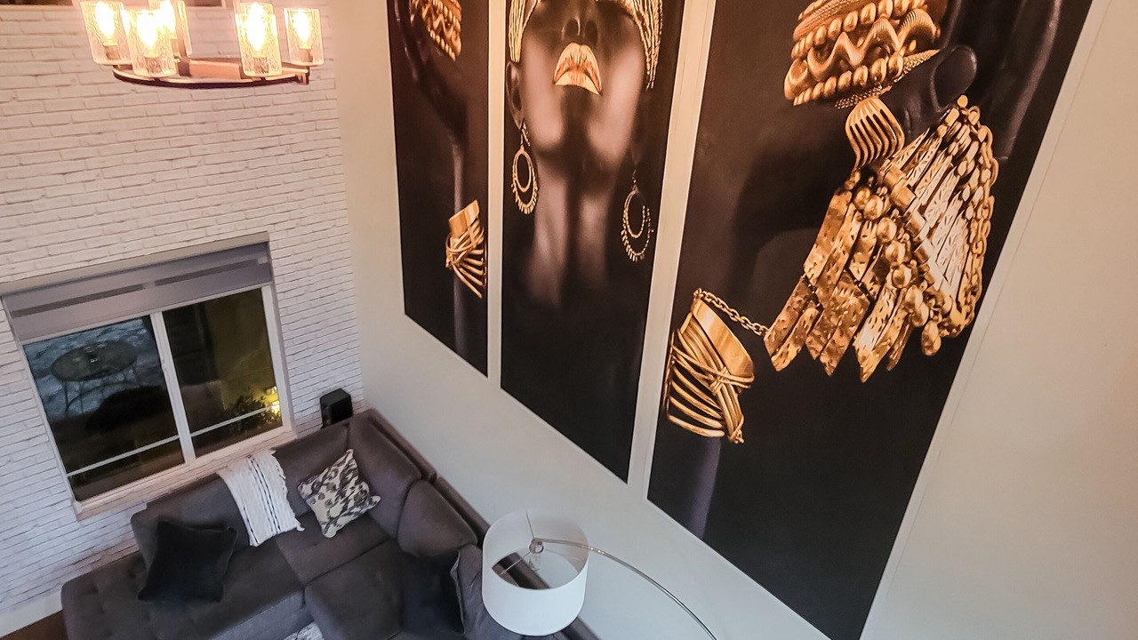 Photo of Livingroom in Irvine Business Complex