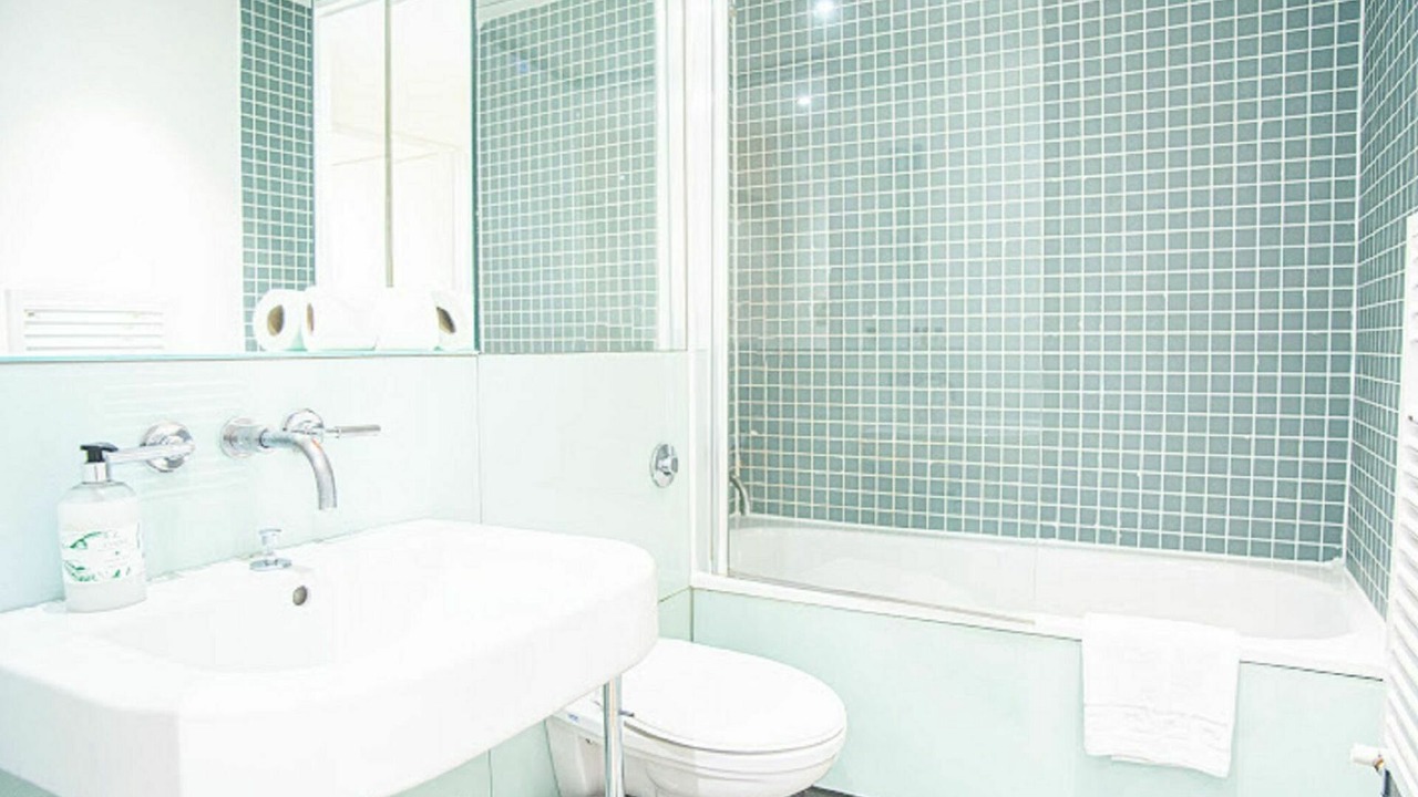 Photo of Bathroom in Holborn and Covent Garden