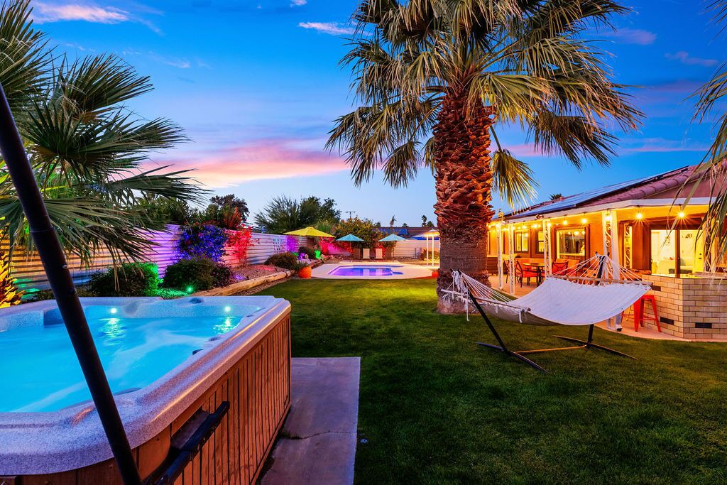 Photo of Outdoor in Desert Park Estates