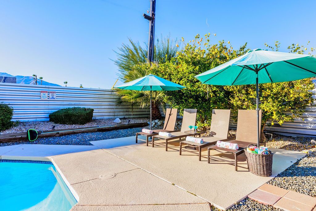Photo of Outdoor in Desert Park Estates