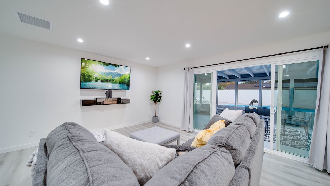 Photo of Livingroom in Canyon Country