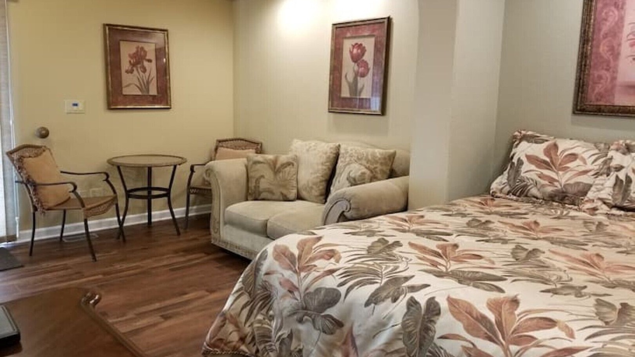 Photo of Bedroom in Castro Valley