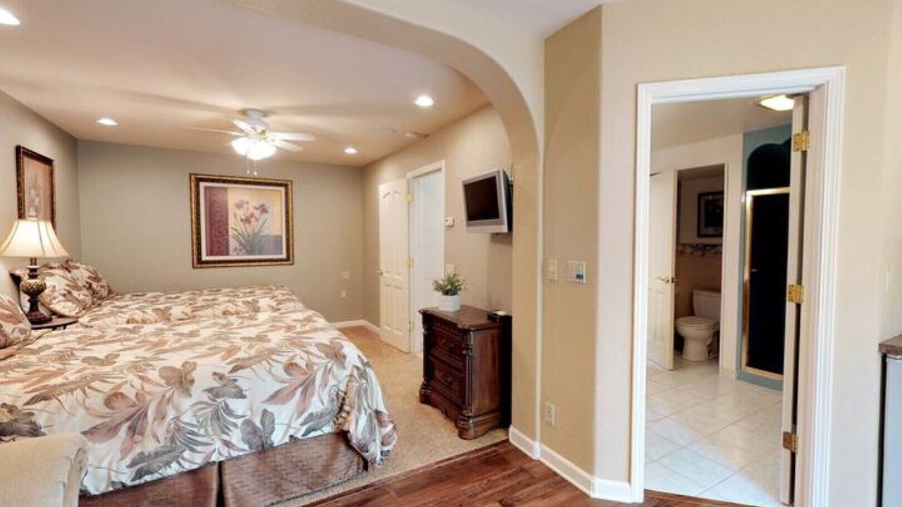 Photo of Bedroom in Castro Valley
