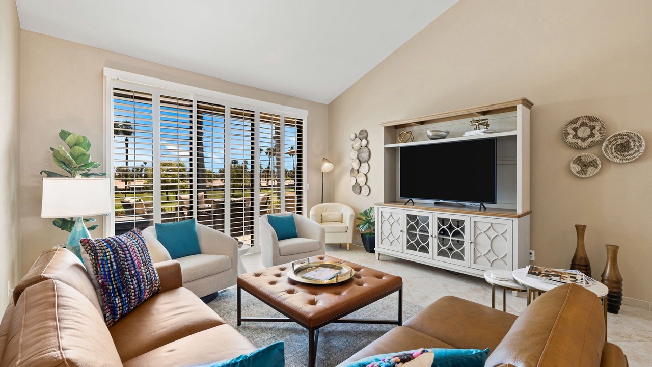 Photo of Livingroom in Palm Desert