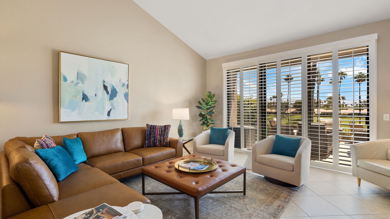 Photo of Livingroom in Palm Desert