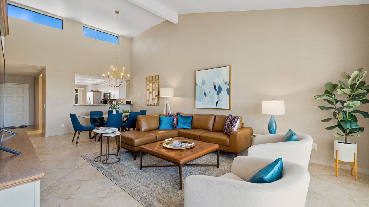 Photo of Livingroom in Palm Desert