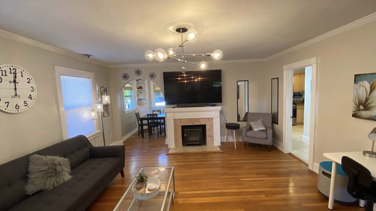 Photo of Livingroom in Morgan Hill