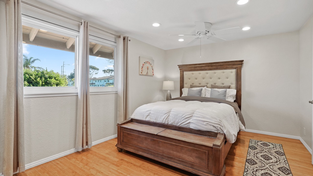 Photo of Bedroom in Huntington Beach