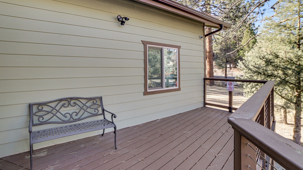 Photo of Patio Balcony in Pine Mountain Club