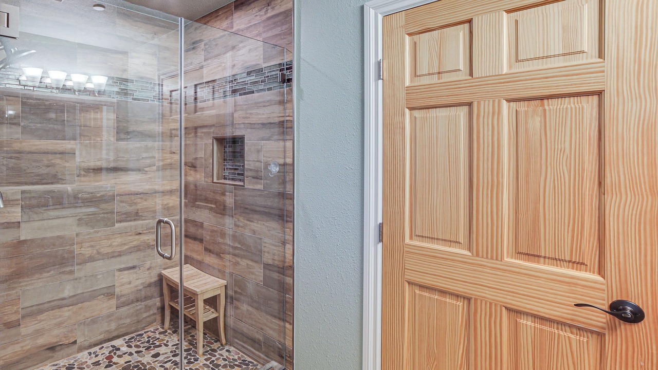 Photo of Bathroom in Pine Mountain Club