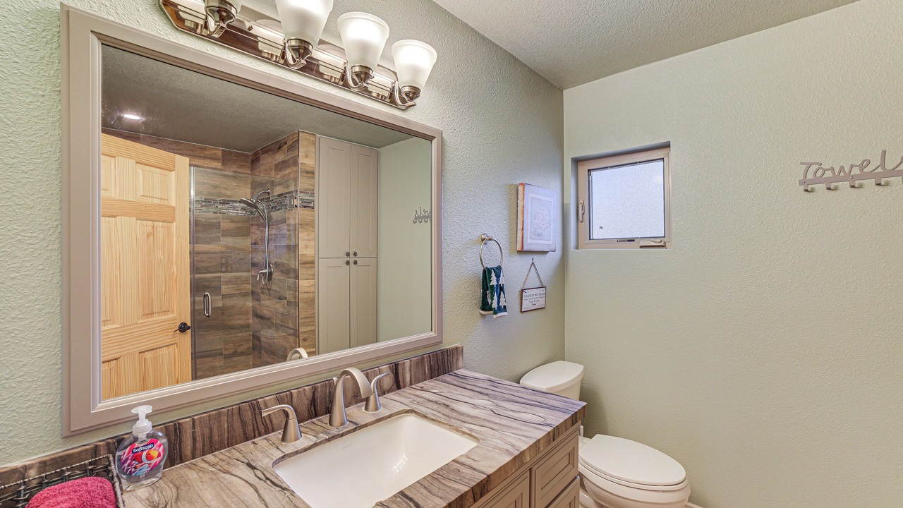Photo of Bathroom in Pine Mountain Club