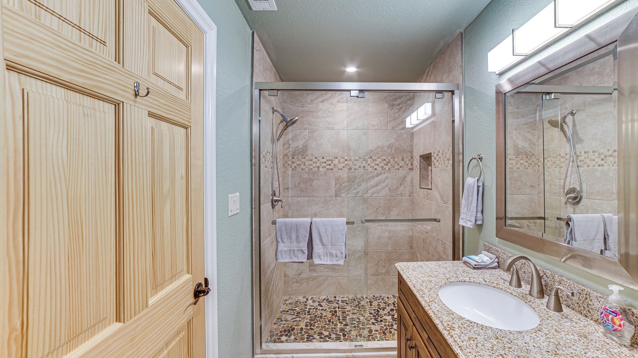 Photo of Bathroom in Pine Mountain Club