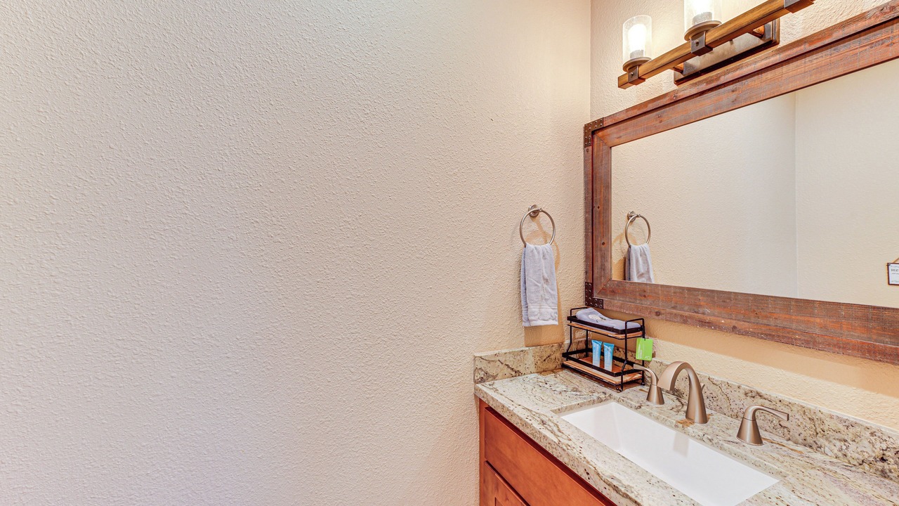 Photo of Bathroom in Pine Mountain Club
