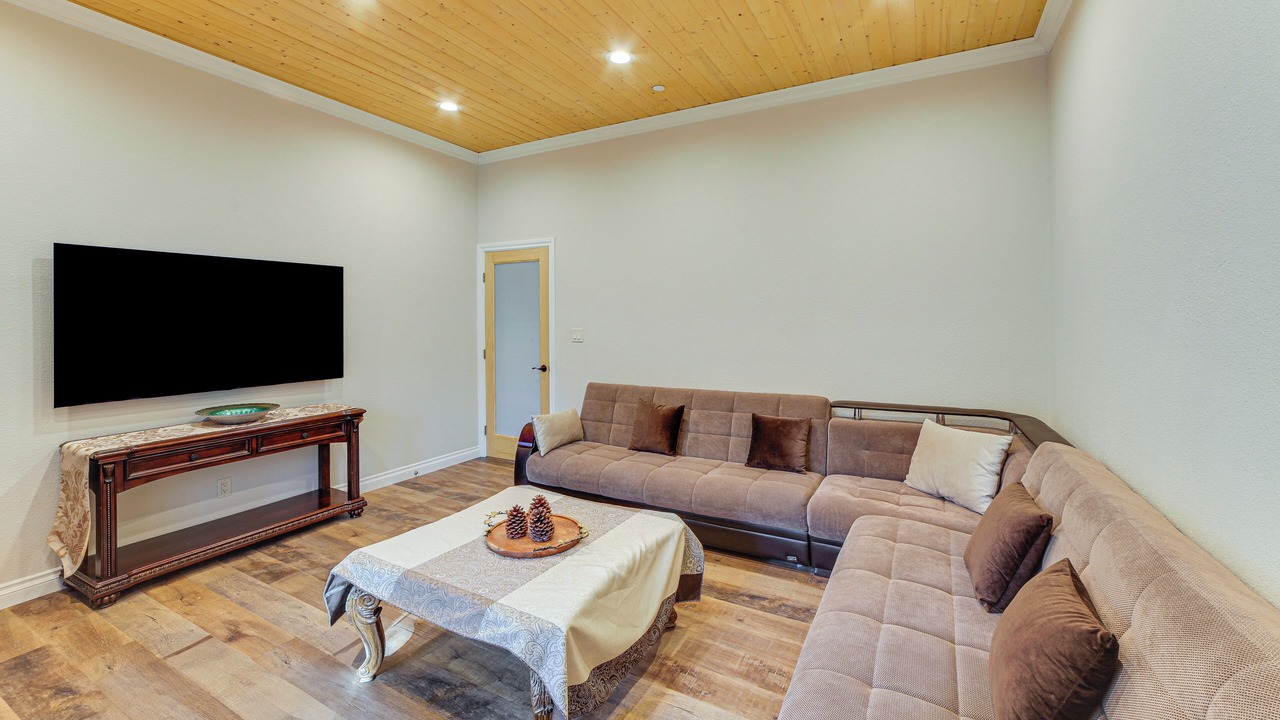 Photo of Livingroom in Pine Mountain Club