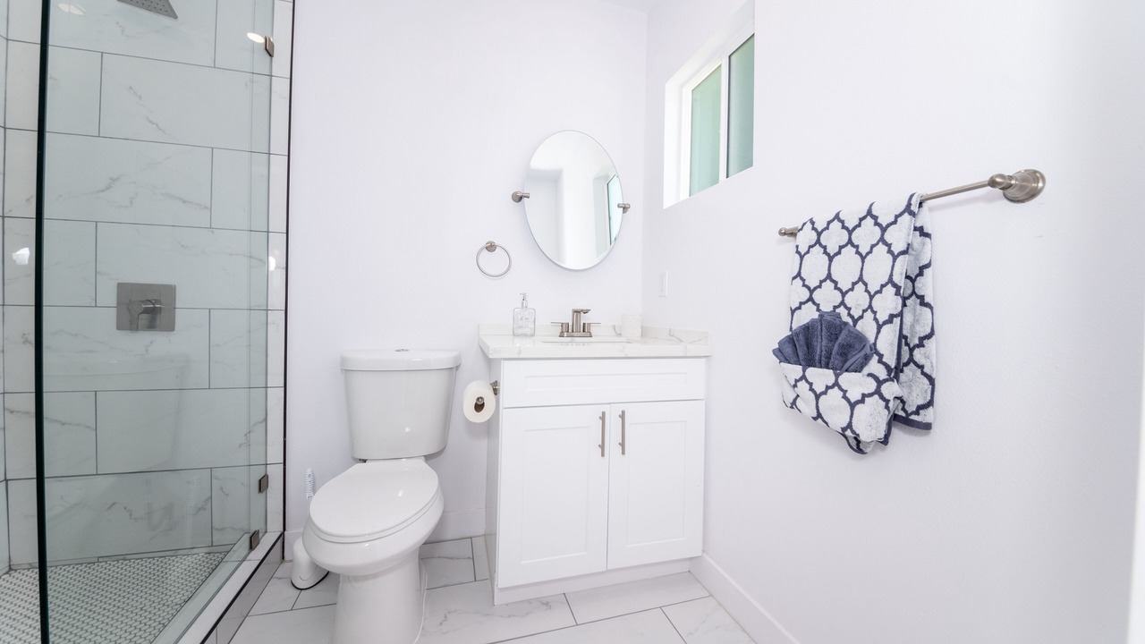 Photo of Bathroom in Van Nuys