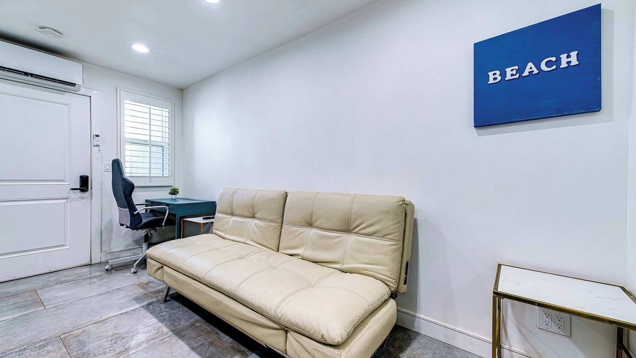 Photo of Livingroom in Santa Ana