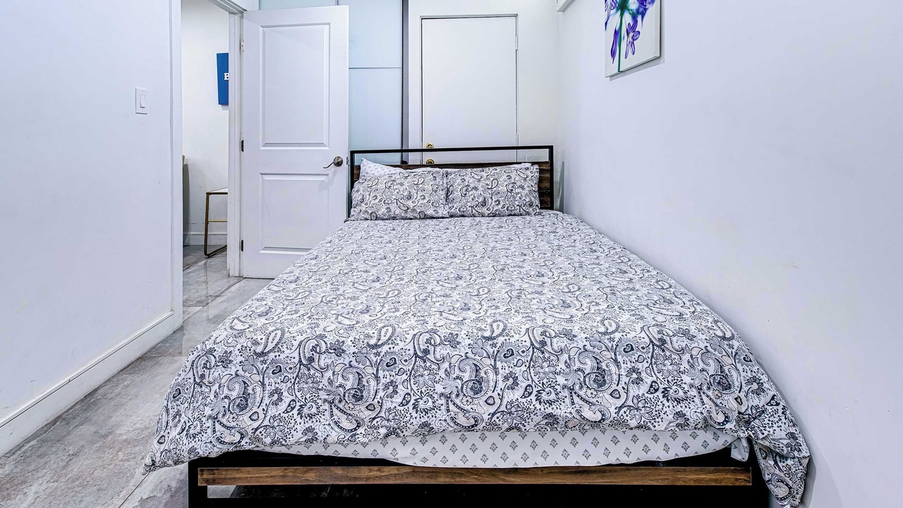 Photo of Bedroom in Santa Ana