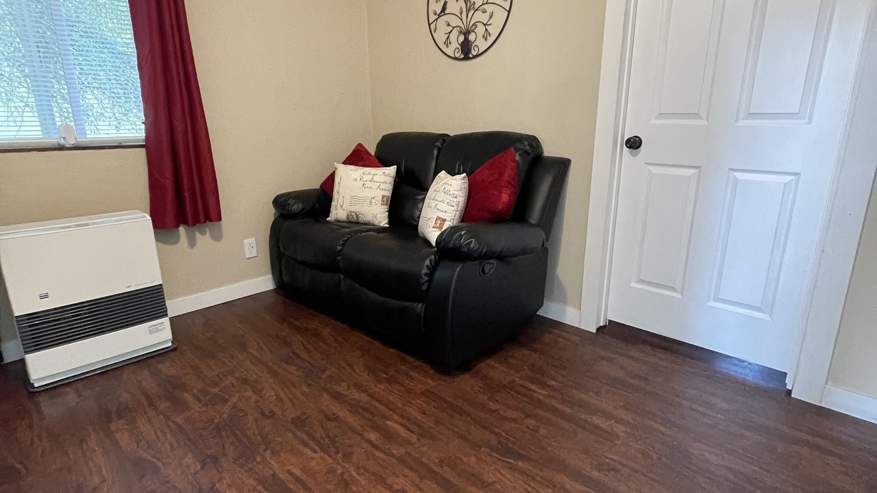 Photo of Livingroom in Alturas