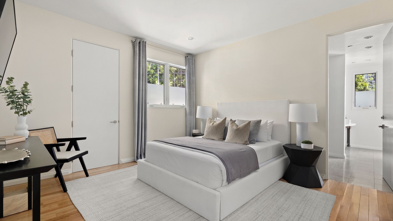 Photo of Bedroom in The Bird Streets