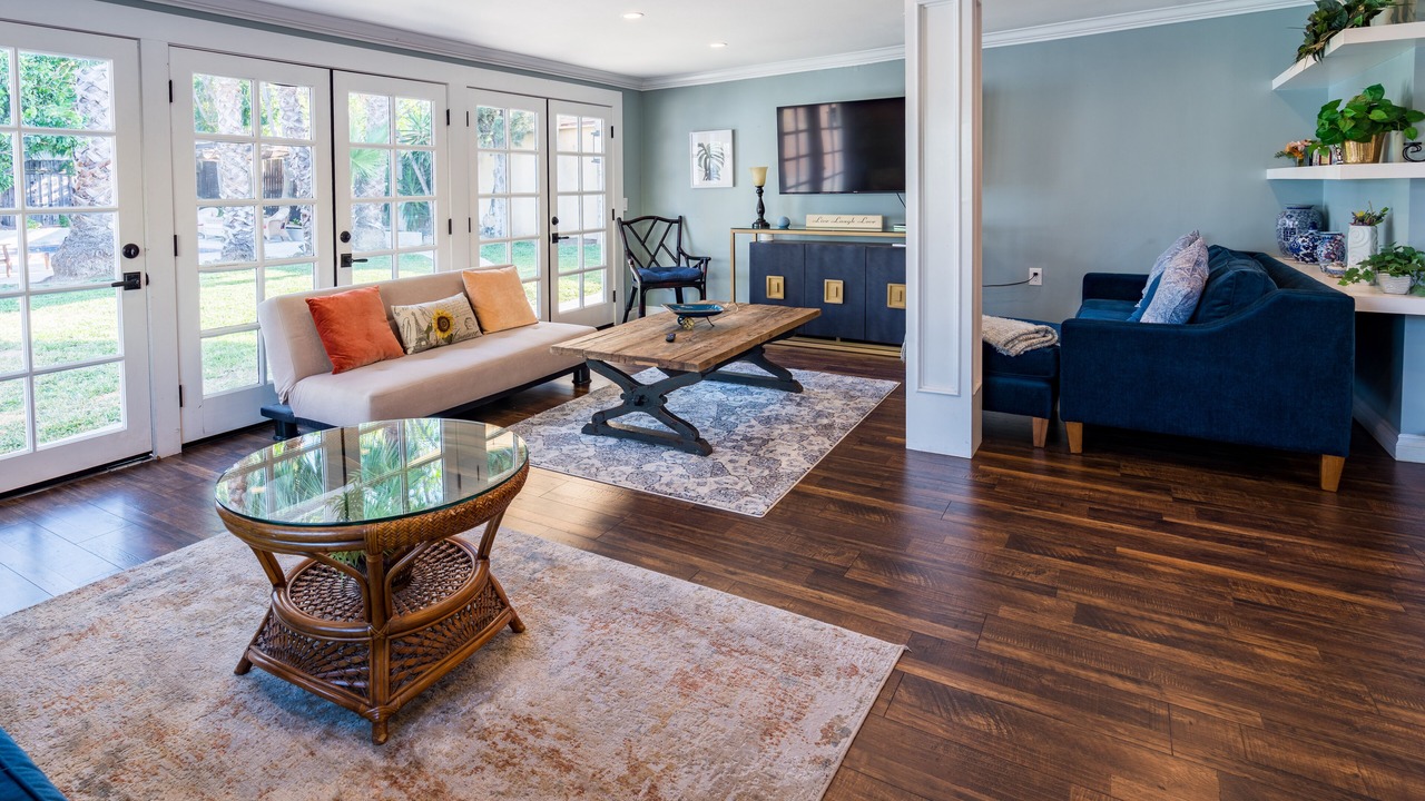 Photo of Livingroom in Canoga Park