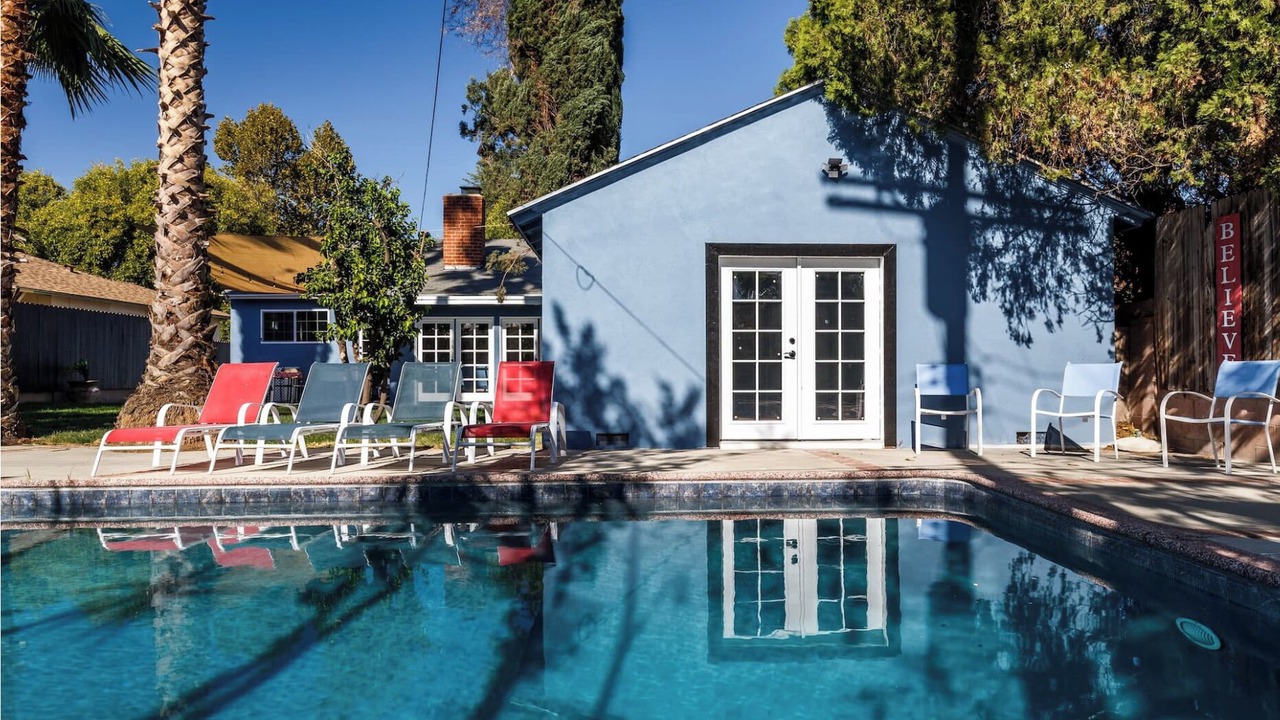 Photo of Outdoor in Canoga Park