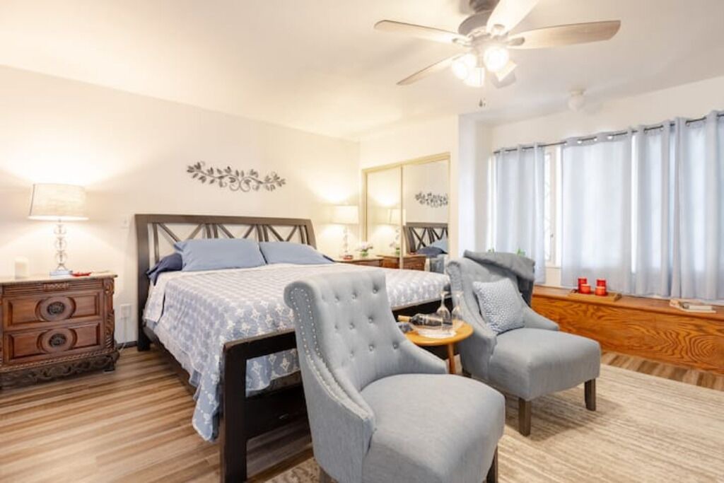Photo of Bedroom in Lakeside