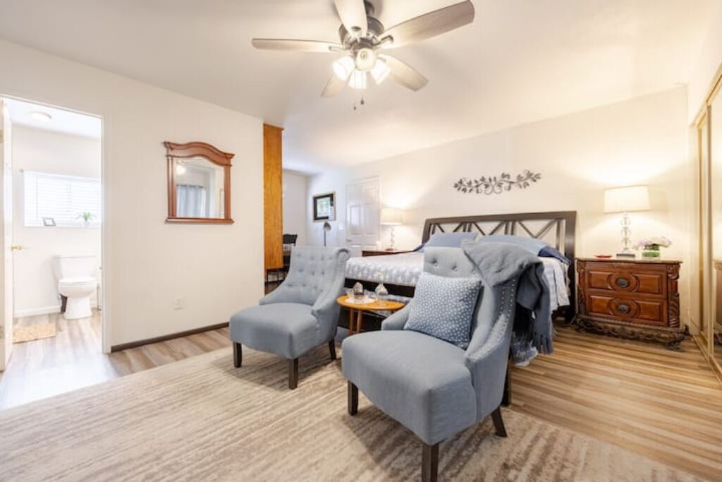 Photo of Bedroom in Lakeside
