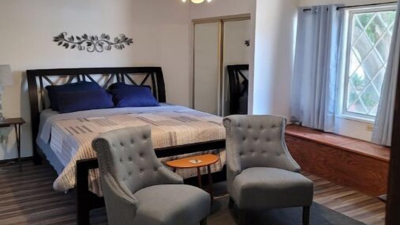 Photo of Bedroom in Lakeside