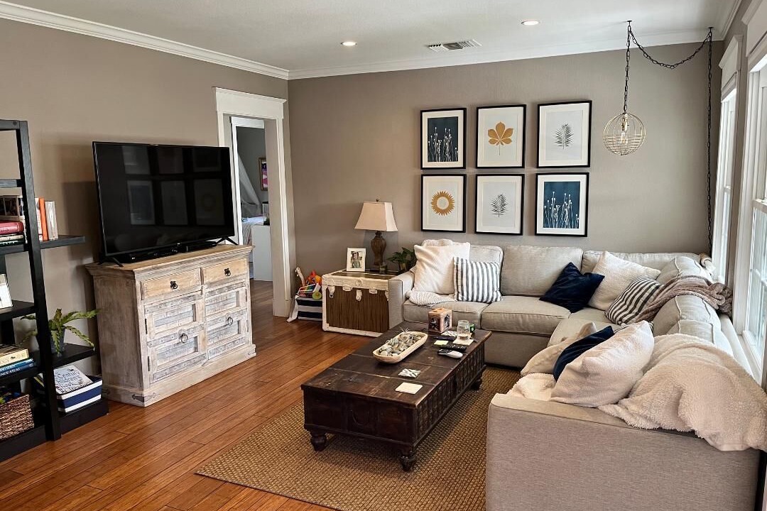 Photo of Livingroom in Altadena