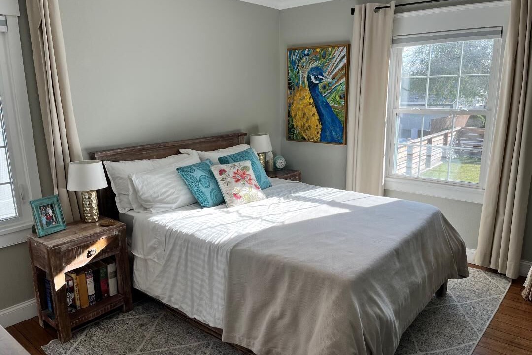 Photo of Bedroom in Altadena