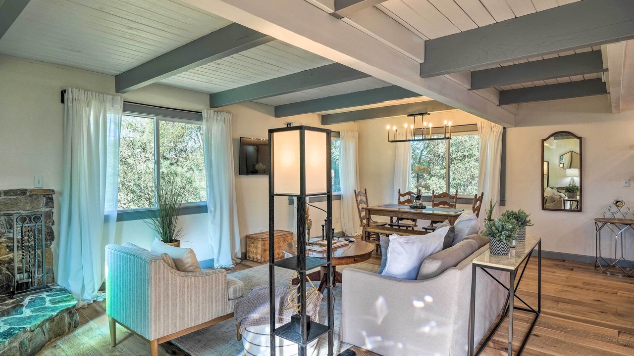 Photo of Bedroom in Groveland